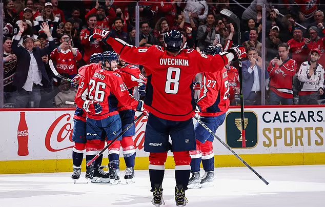 alex ovechkin beats record
