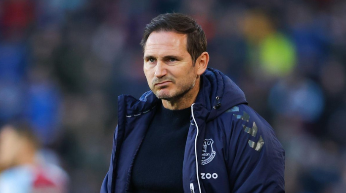 bristol city discuss former chelsea boss lampard