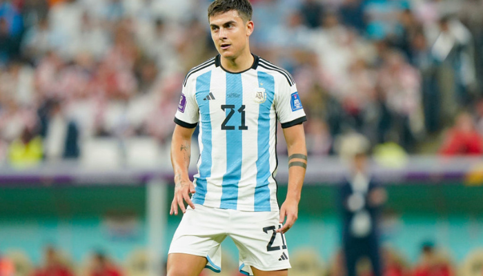 barcelona, chelsea watch dybala situation at as roma