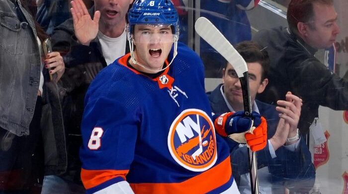dobson to play for islanders against hurricanes