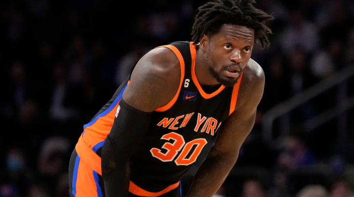 julius randle to undergo shoulder surgery