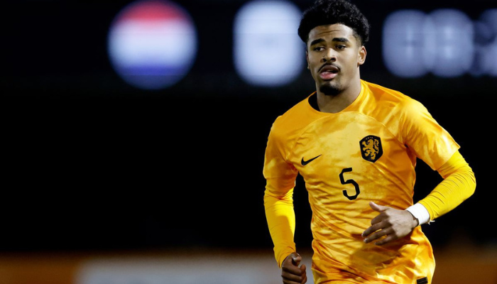 maatsen scores for dortmund in champions league win