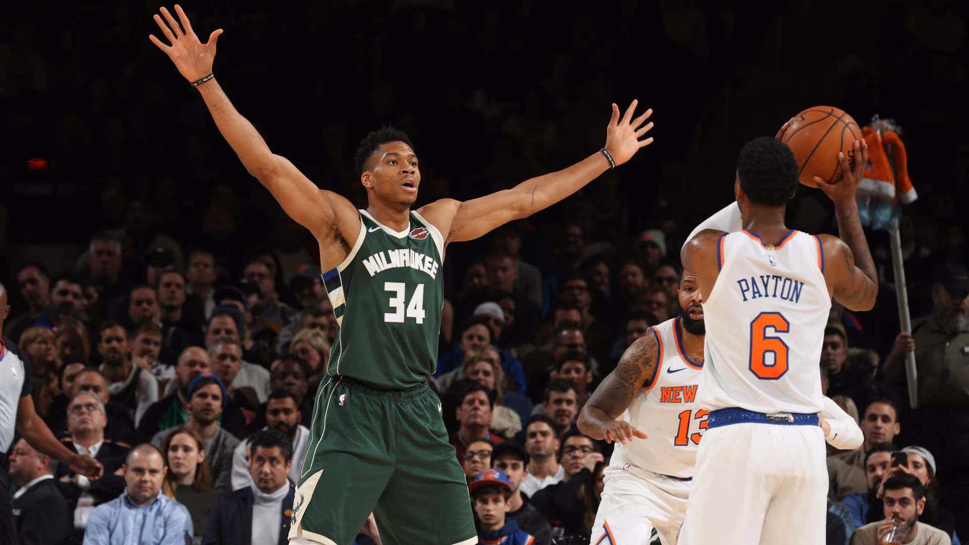 New York Knicks vs Milwaukee Bucks